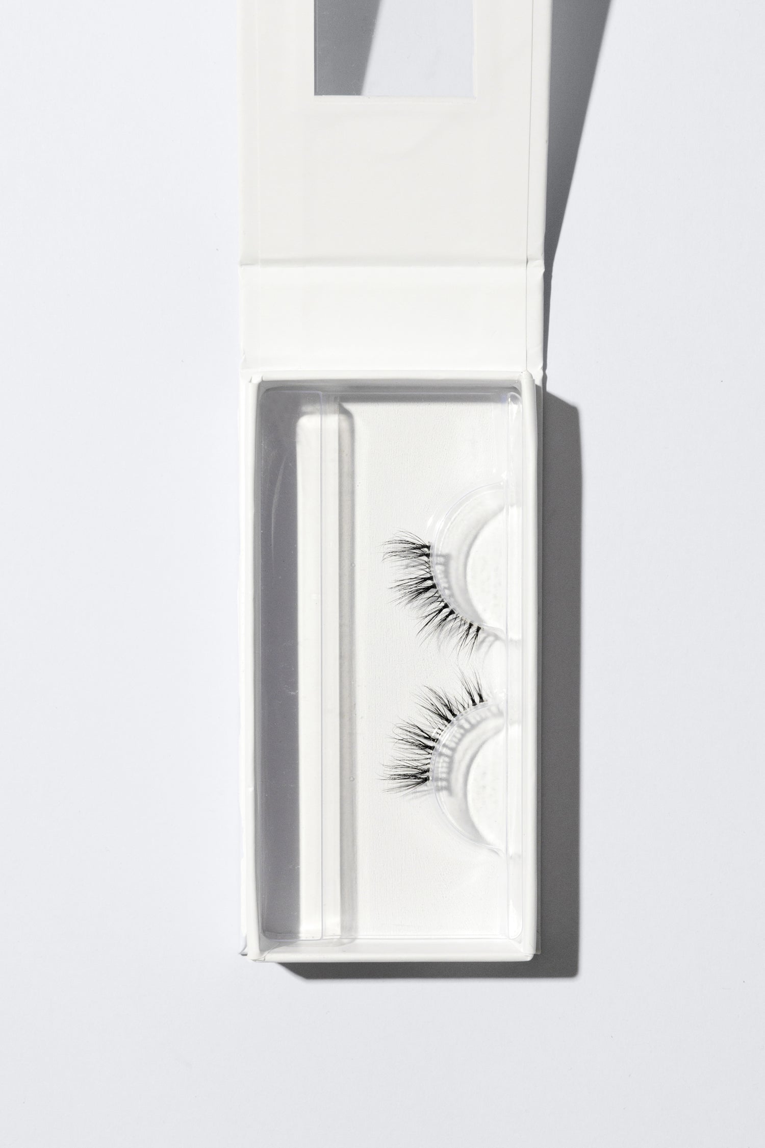 THREE FOURTH LASHES– Own Beauty Essentials