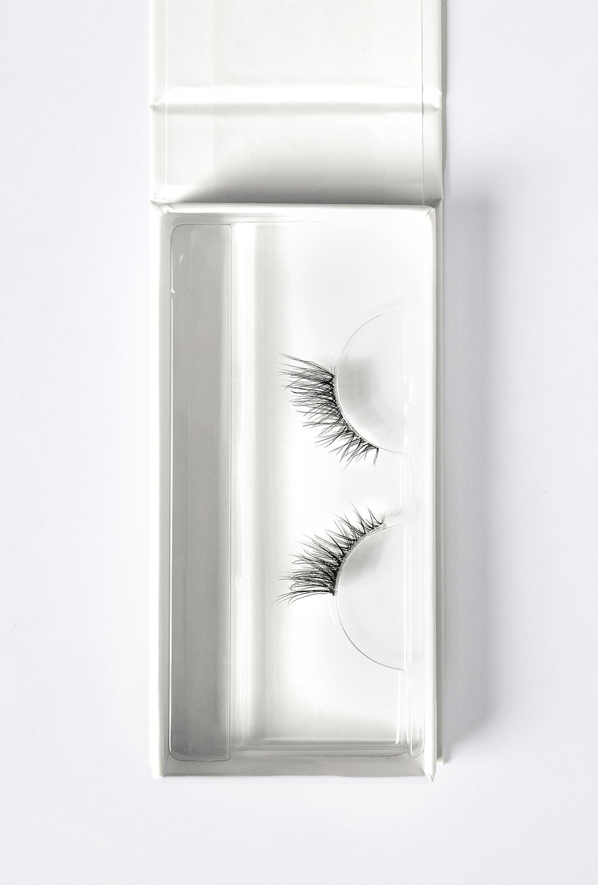 THREE FOURTH LASHES– Own Beauty Essentials